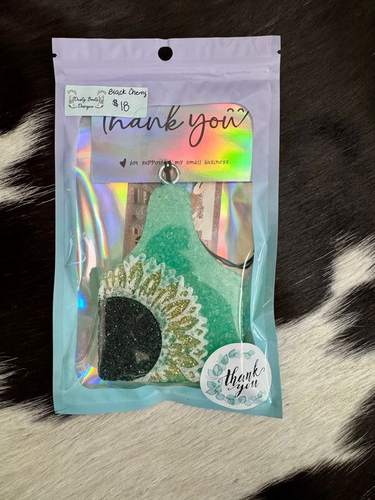 Bovine Beauty Freshie in Black Cherry