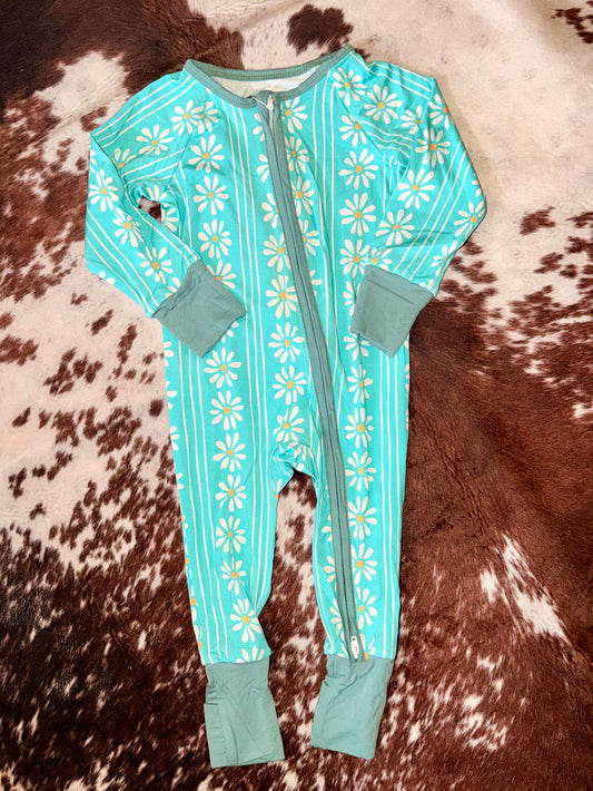Ditsy Daisy Blue Bamboo Zippie